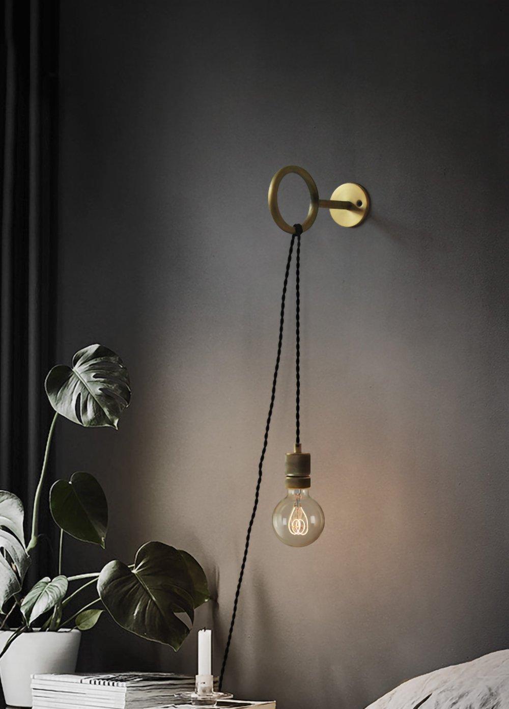 Loop Minimalist Vägglampa