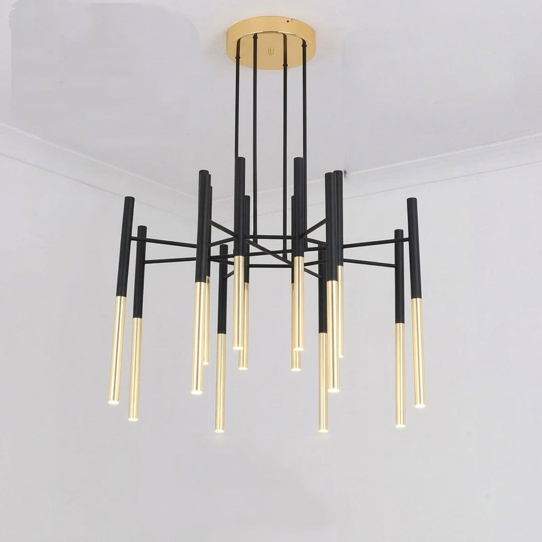 Metallrör Chandelier