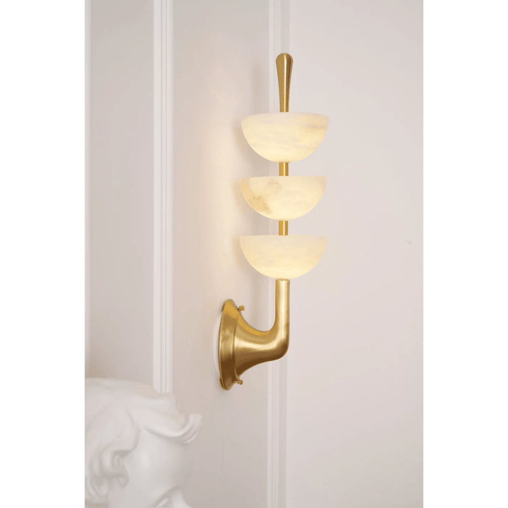 Triple Alabaster Vägglampa