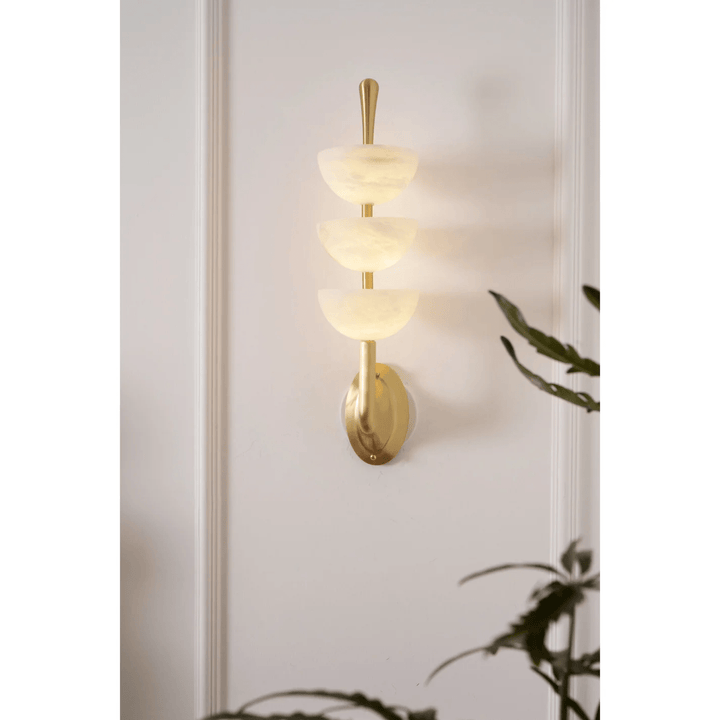 Triple Alabaster Vägglampa