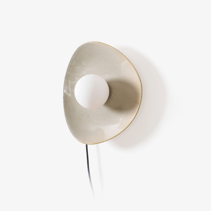 Pebble Disc Plug-in Vägglampa