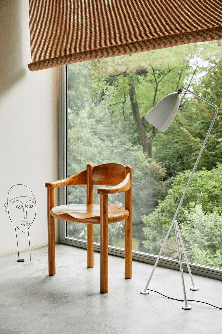 Lätt Golvlampa