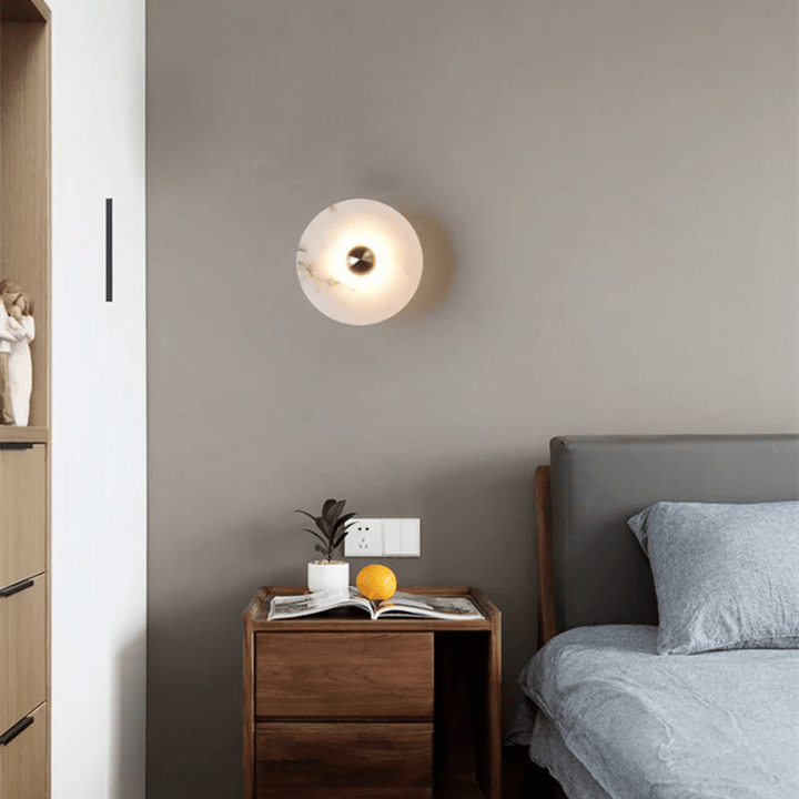 Nayra Alabaster Vägglampa