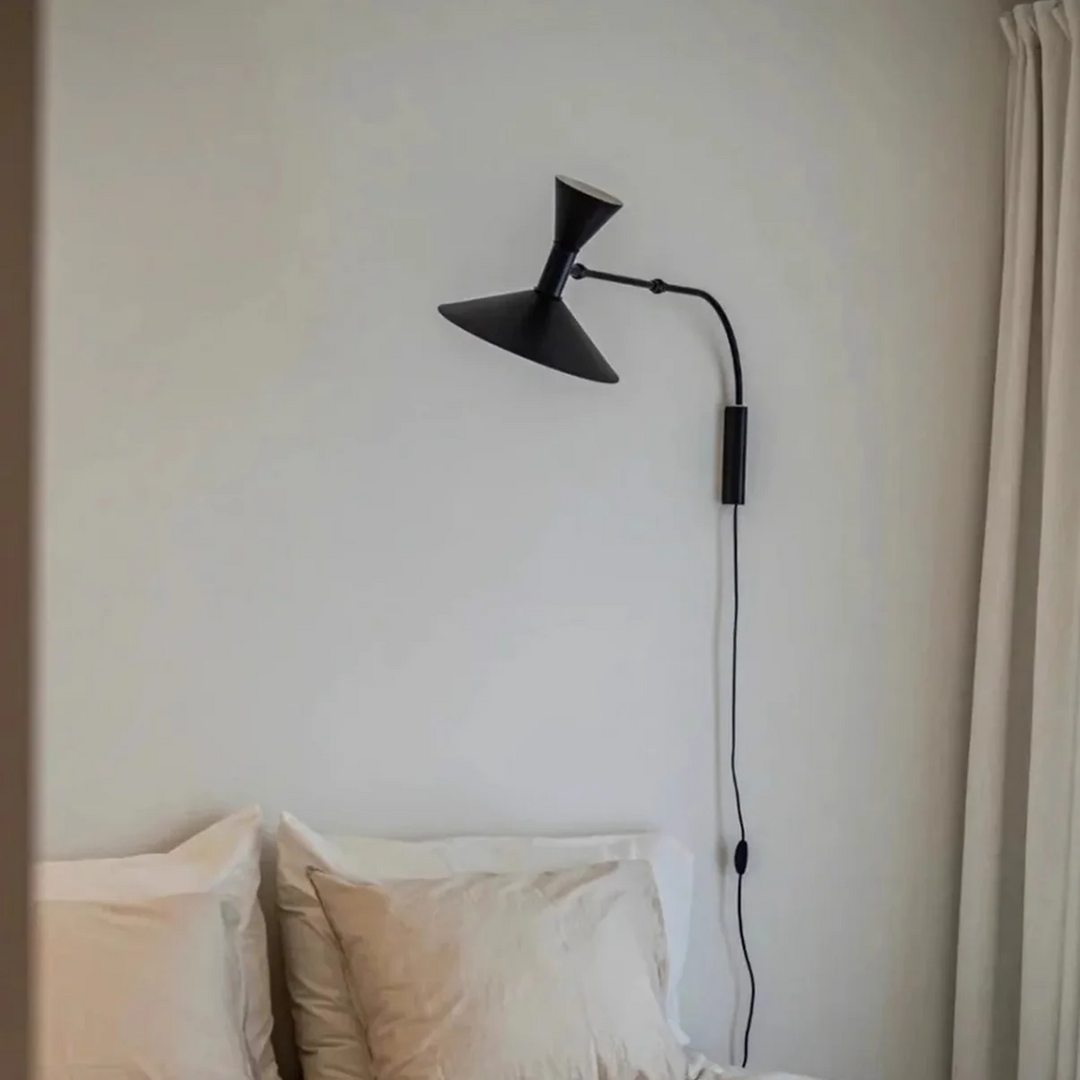 Marseille Plug-in Vägglampa