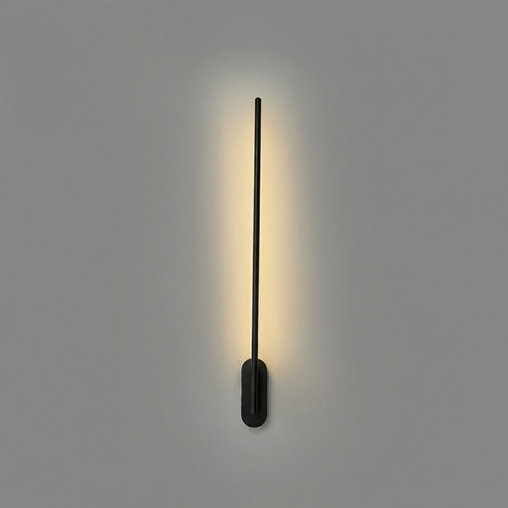 Stickformad Metallvägglampa