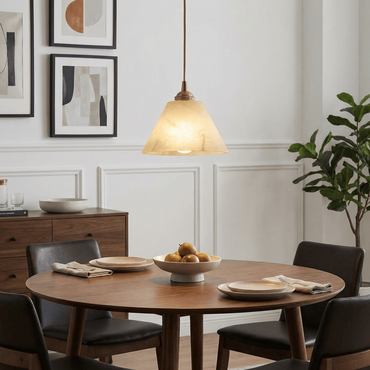 Konisk Alabaster Messingspendellampa