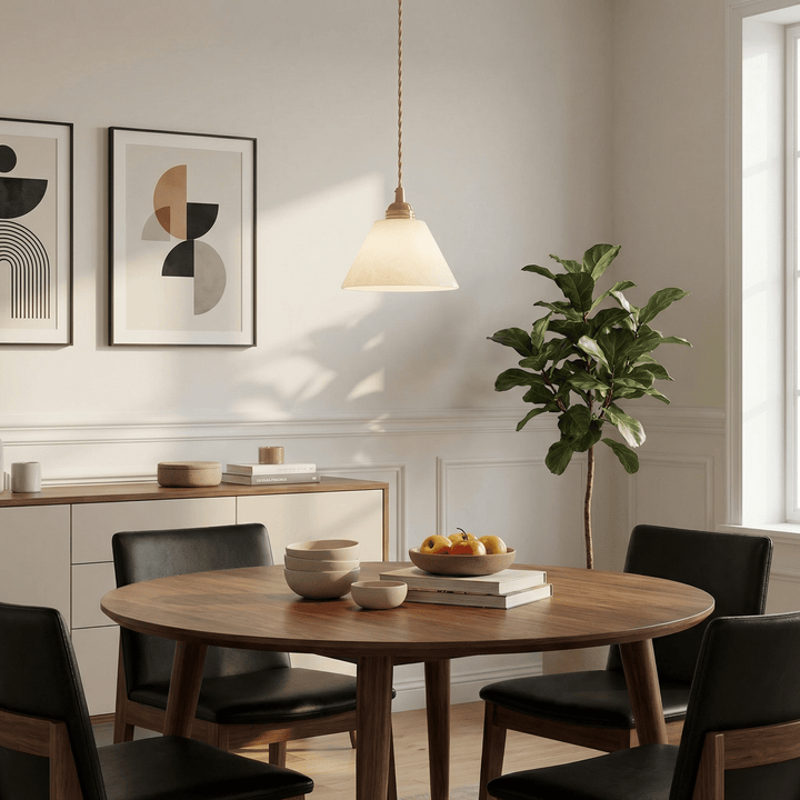 Konisk Alabaster Messingspendellampa
