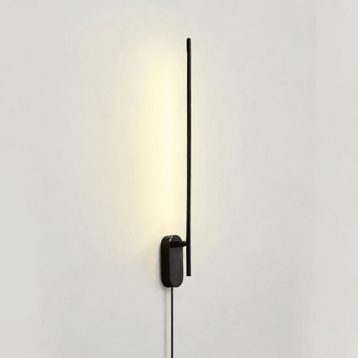 Stickformad Vägglampa med Kontakt