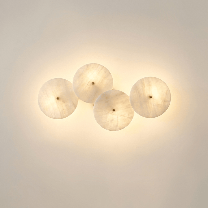 Cluster Alabaster Vägglampa