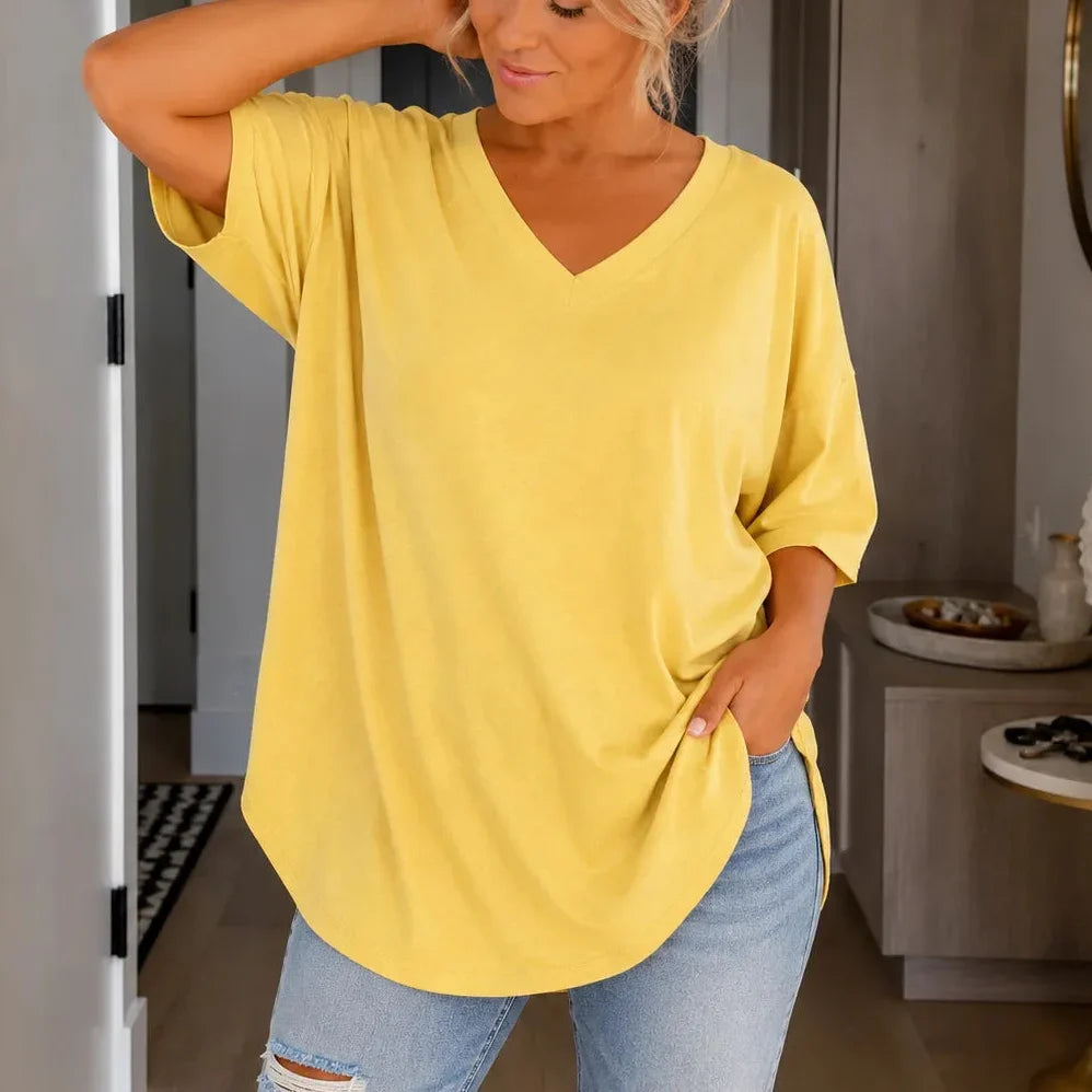 Vivelyn – OverStorlekd T-shirt z urringning w v-ringning