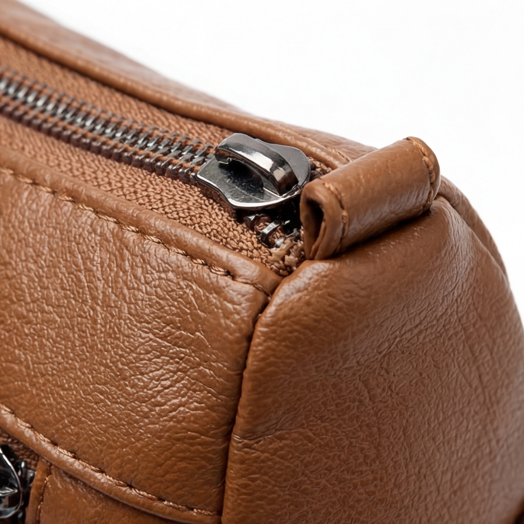Caressa – Mjuk läder handväska crossbody med flera fickor
