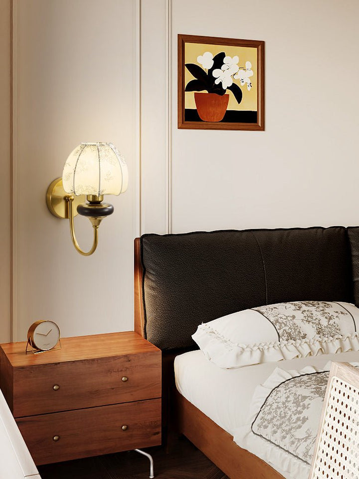 Amelie Blomster Vägglampa