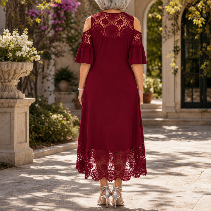 Wearbella – Klänning midi z koronkowym dołem, odkrywająca axlar