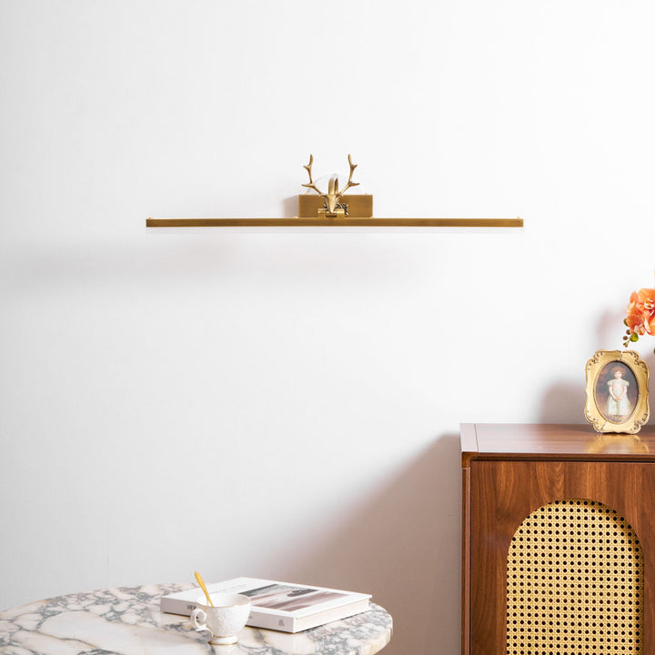 Adelaide Horn Vägglampa