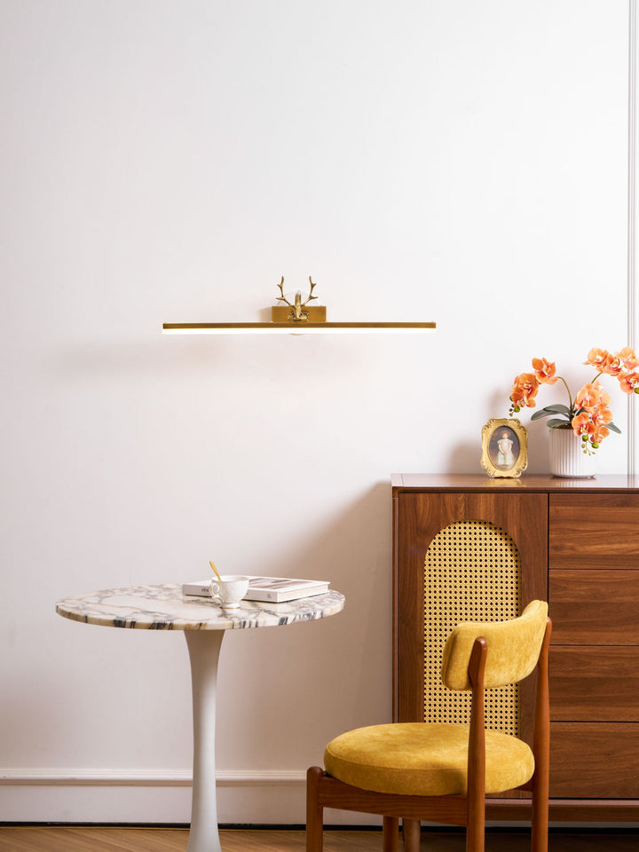 Adelaide Horn Vägglampa