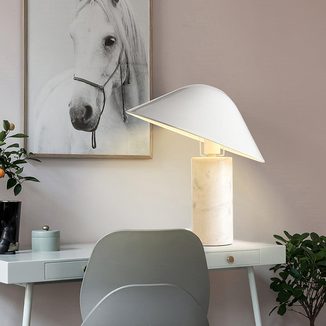 Adelaide Marmor Bordslampa