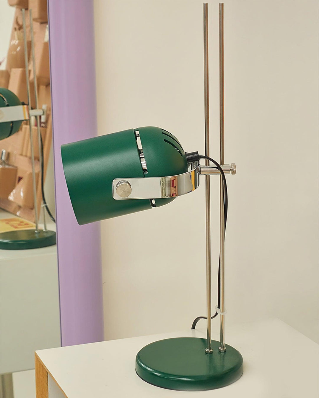 Adjusta Höj- och Sänkbar Skrivbordslampa