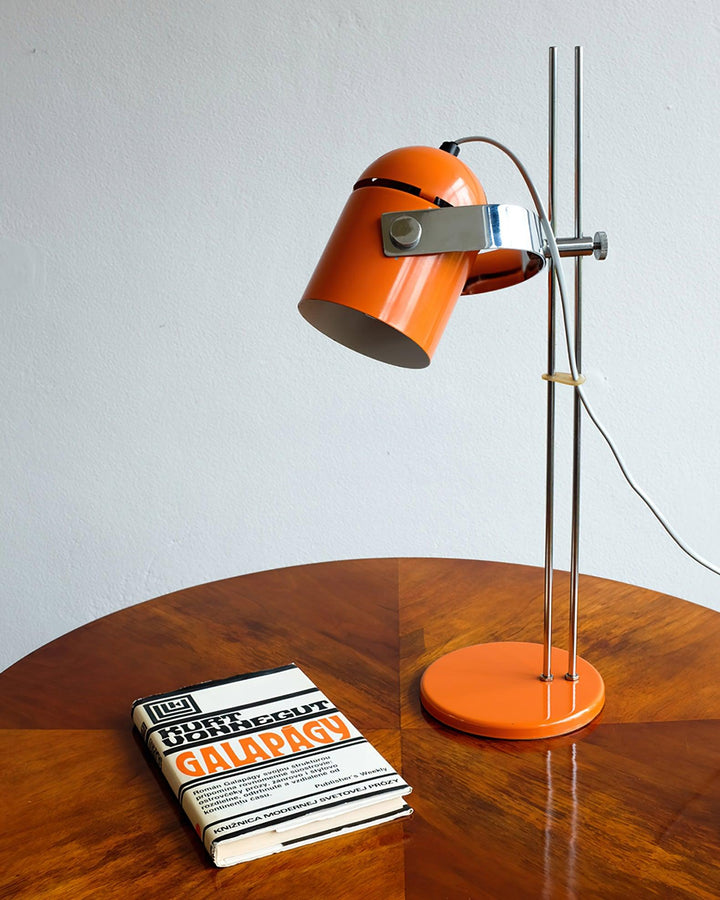 Adjusta Höj- och Sänkbar Skrivbordslampa