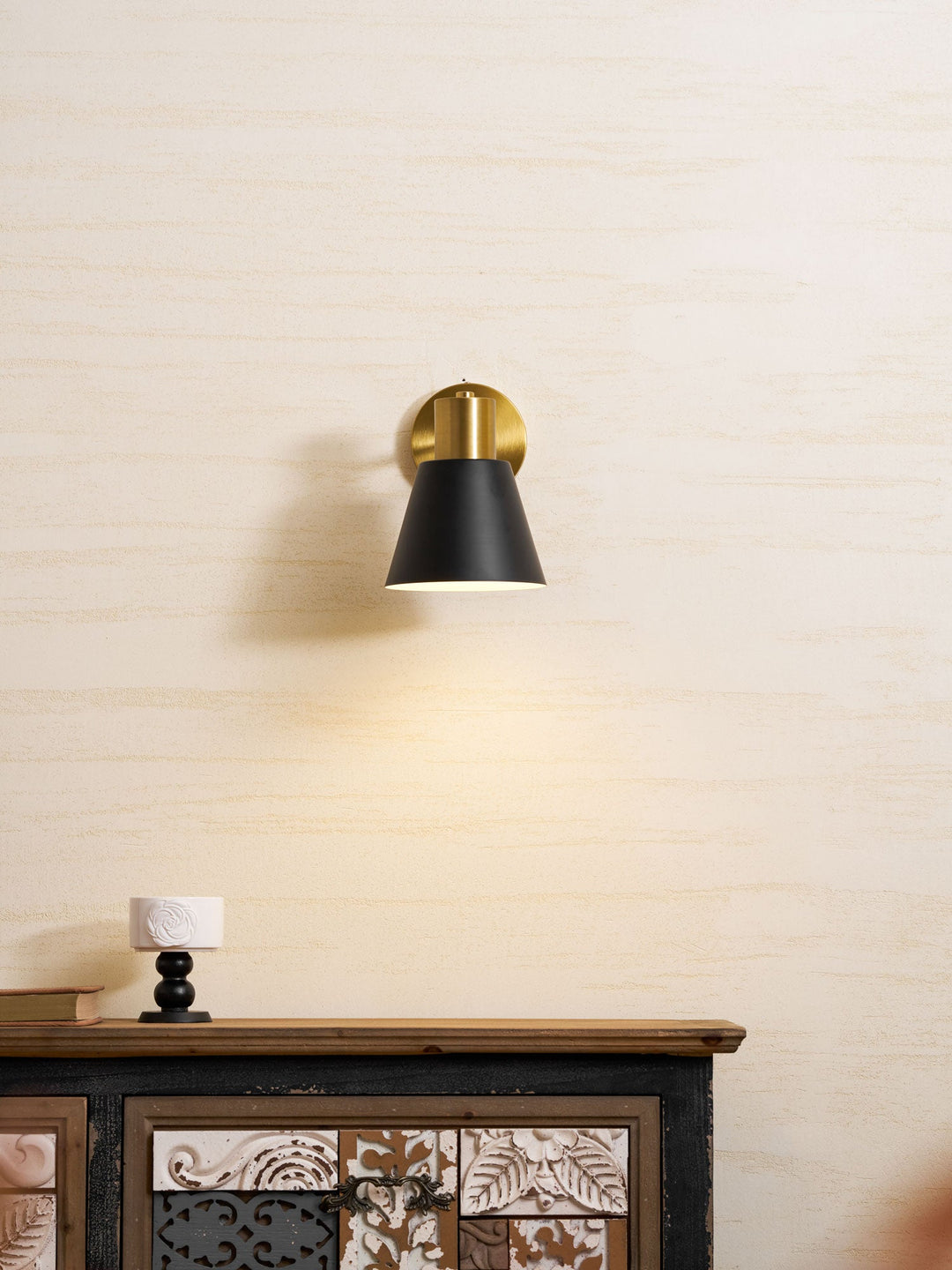 Justerbar Vägglampa med Arm