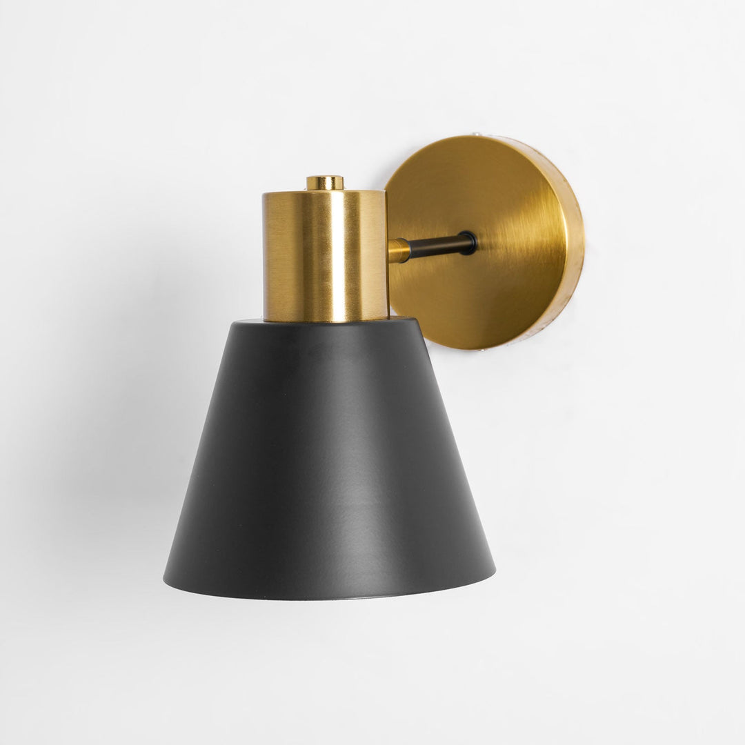 Justerbar Vägglampa med Arm