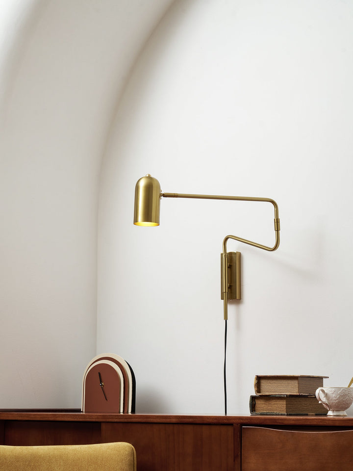Justerbar Arm Plug In Vägglampa