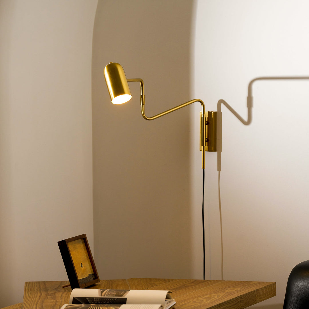 Justerbar Arm Plug In Vägglampa