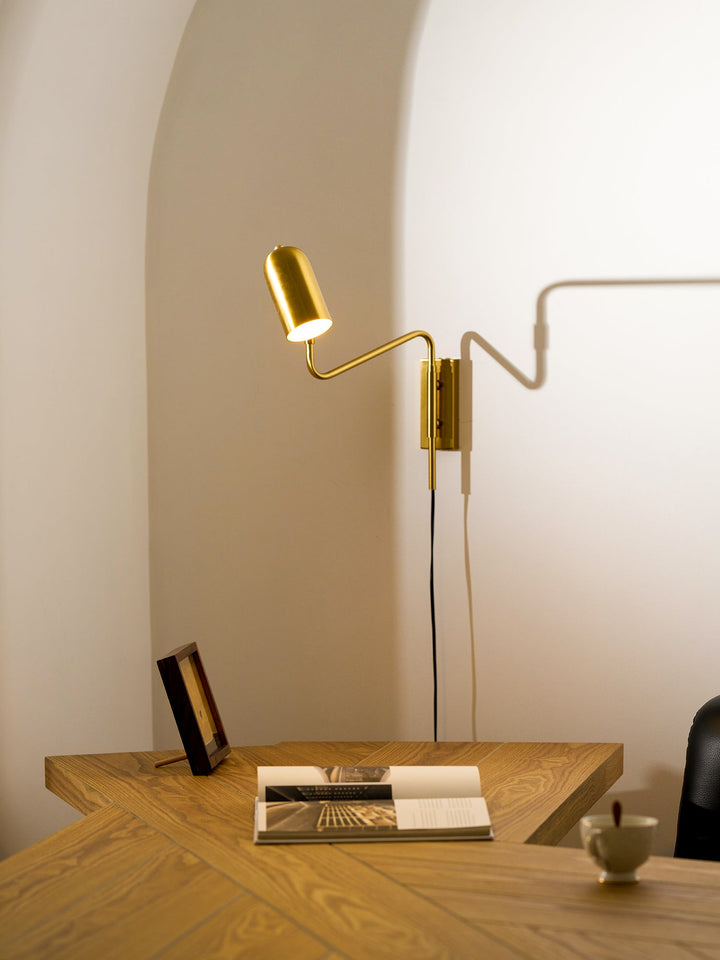 Justerbar Arm Plug In Vägglampa