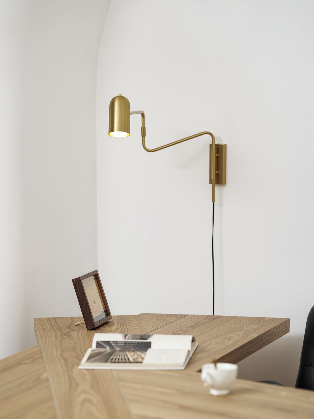 Justerbar Arm Plug In Vägglampa