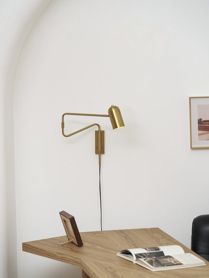 Justerbar Arm Plug In Vägglampa