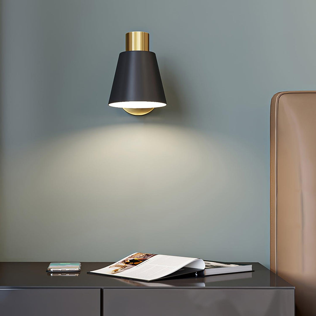 Justerbar Vägglampa med Arm