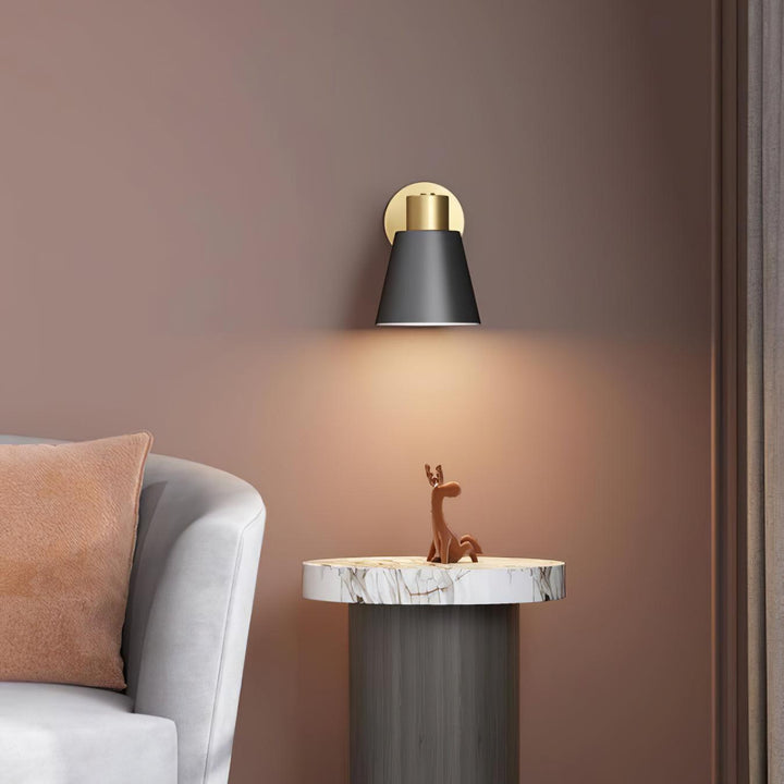 Justerbar Vägglampa med Arm
