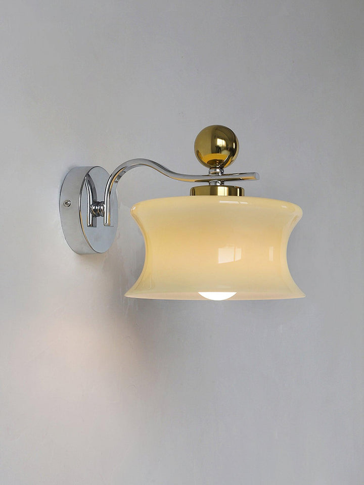 Adorn Vägglampa