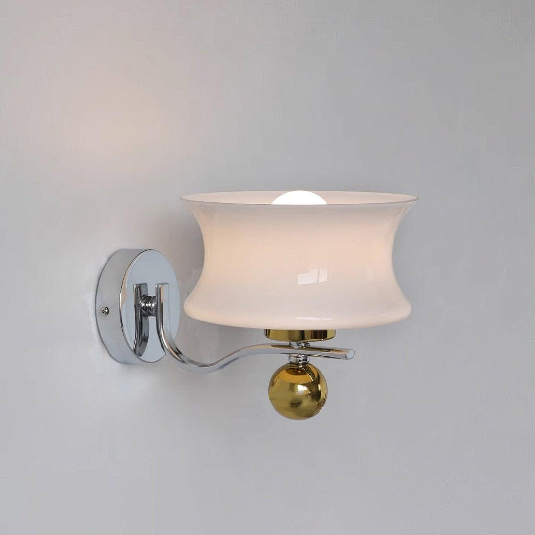 Adorn Vägglampa