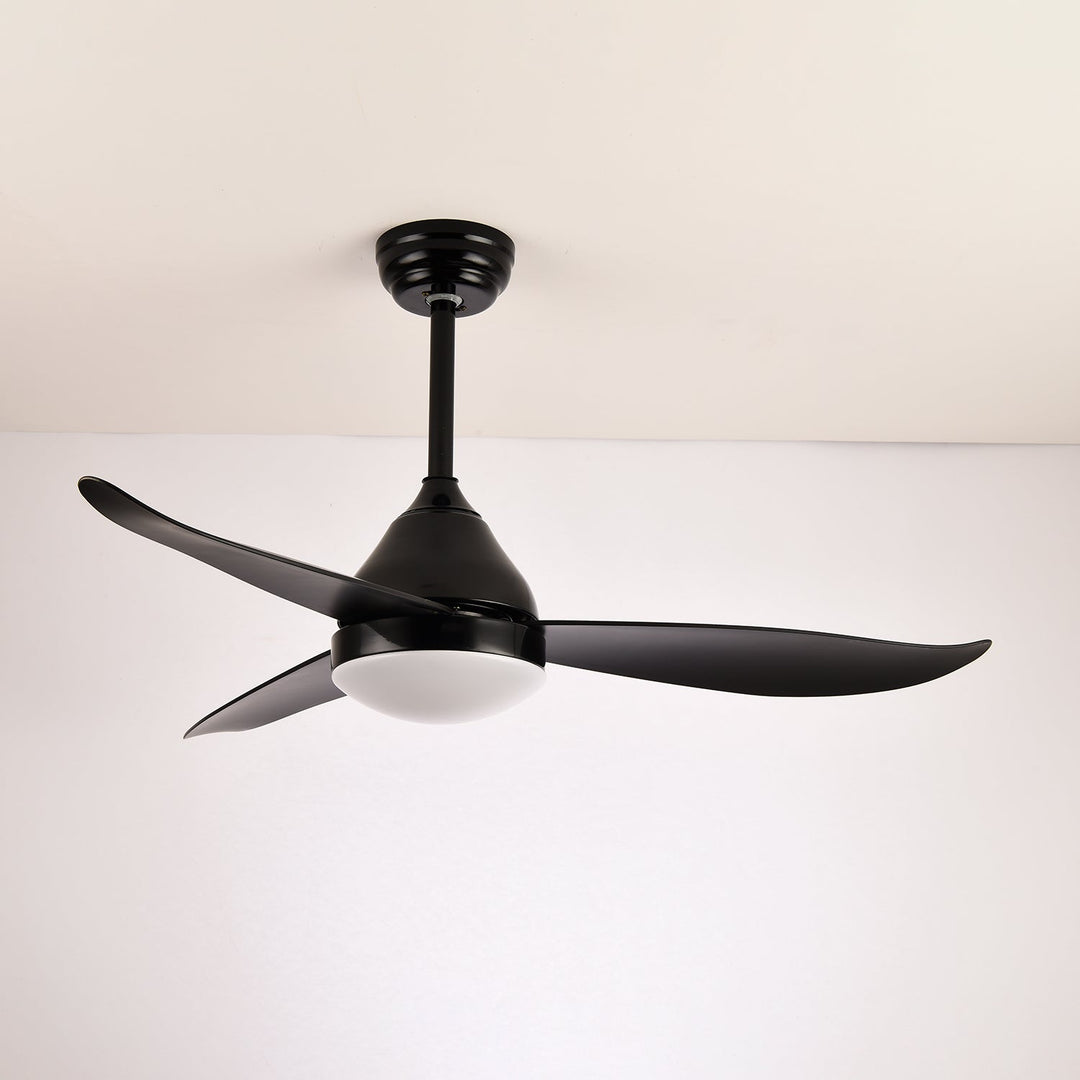 Aeris Whisper Takfläkt med Lampa