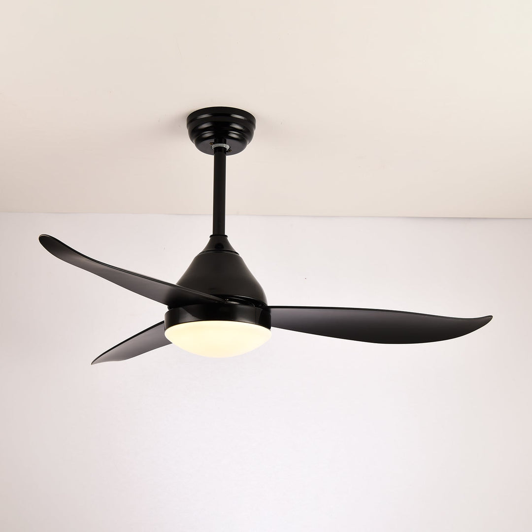 Aeris Whisper Takfläkt med Lampa
