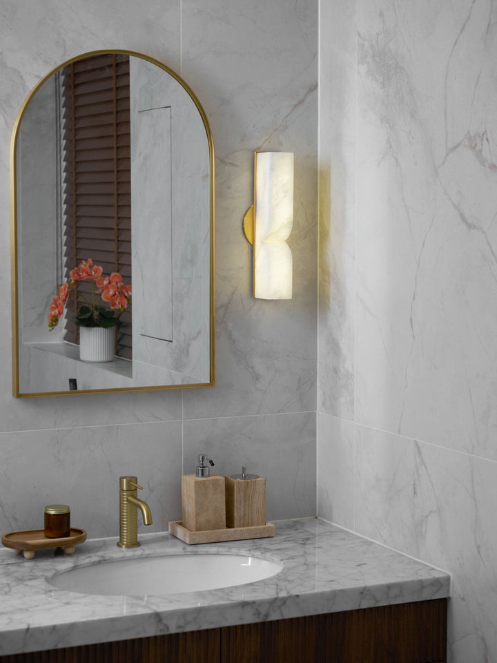 Alabaster Essence Vägglampa