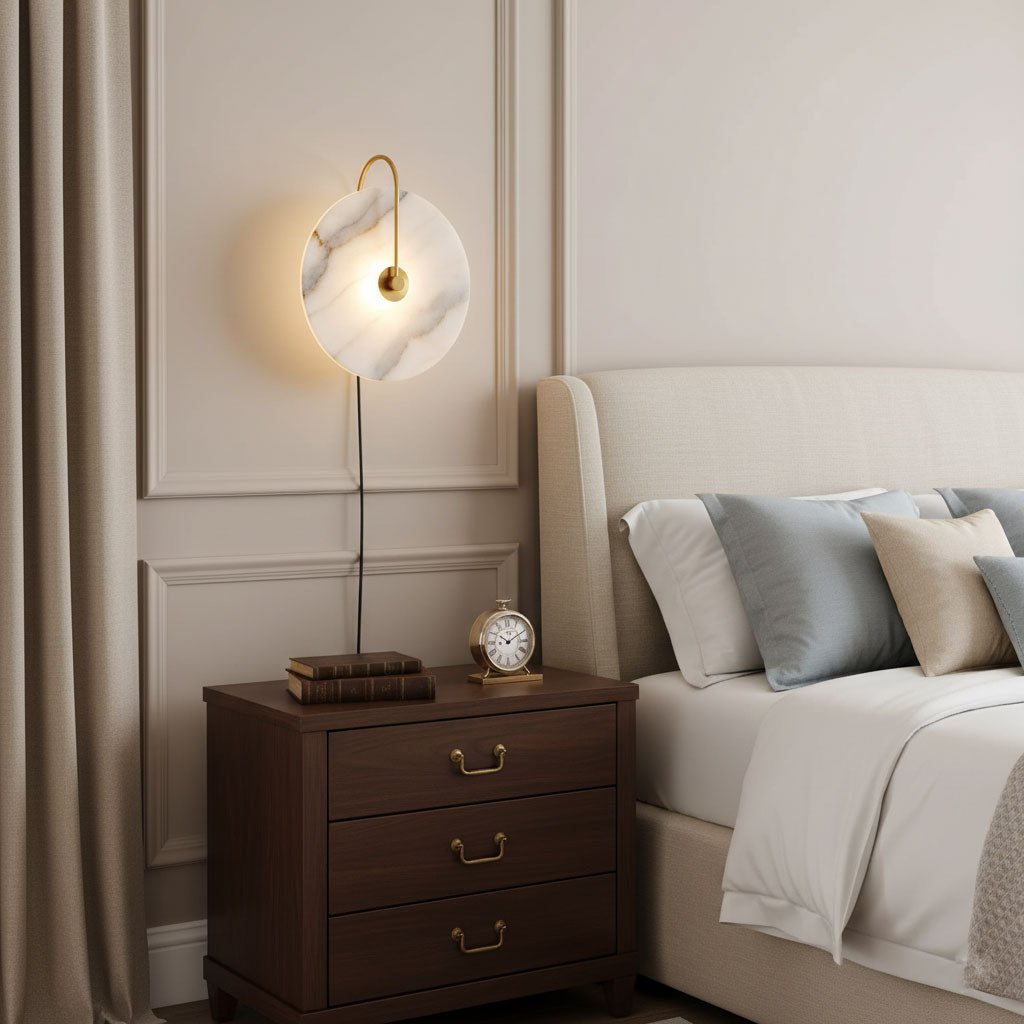 Alabaster LED Vägglampa med Stickkontakt
