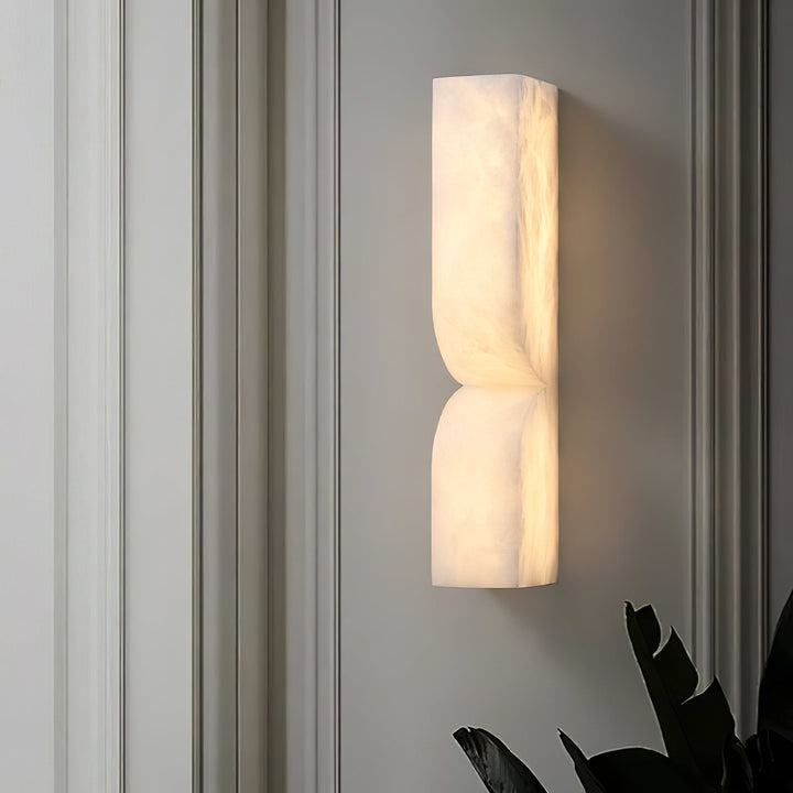 Alabaster Essence Vägglampa