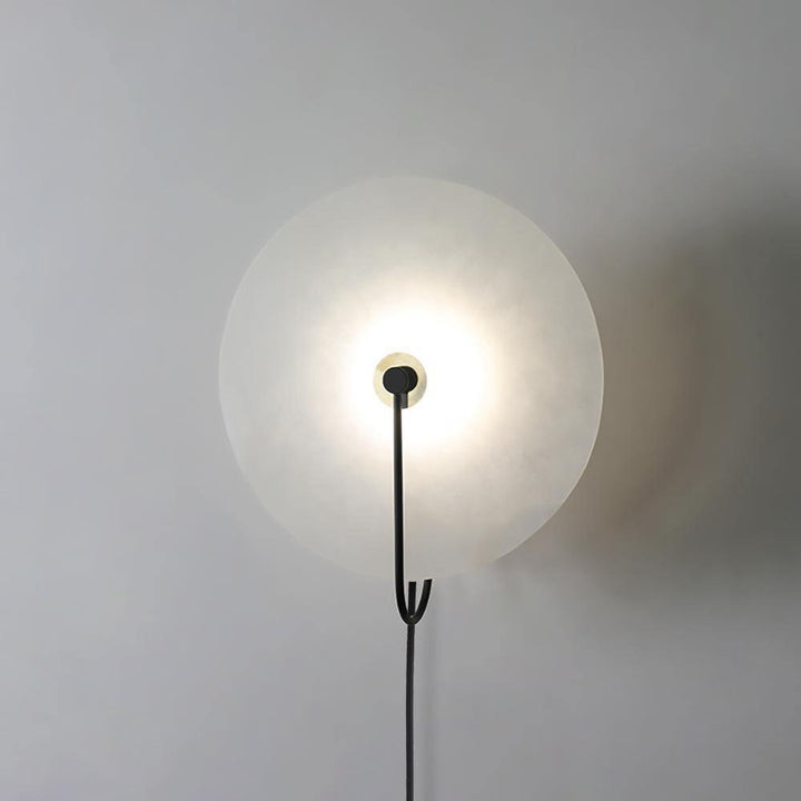 Alabaster LED Vägglampa med Stickkontakt