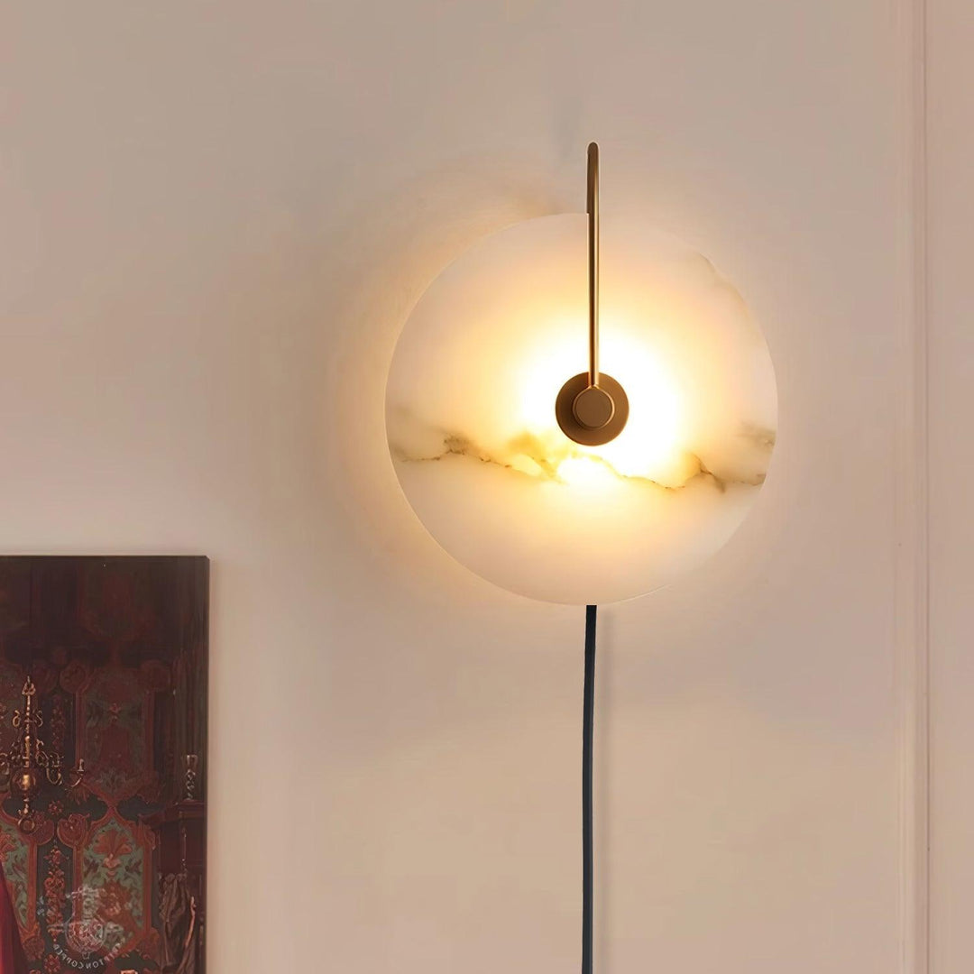 Alabaster LED Vägglampa med Stickkontakt