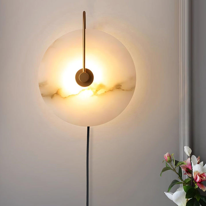 Alabaster LED Vägglampa med Stickkontakt
