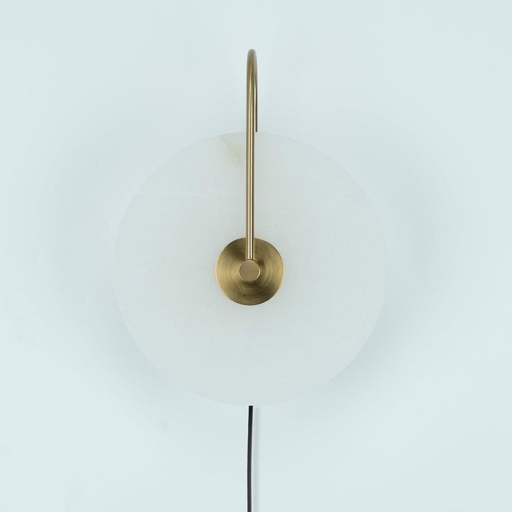 Alabaster LED Vägglampa med Stickkontakt