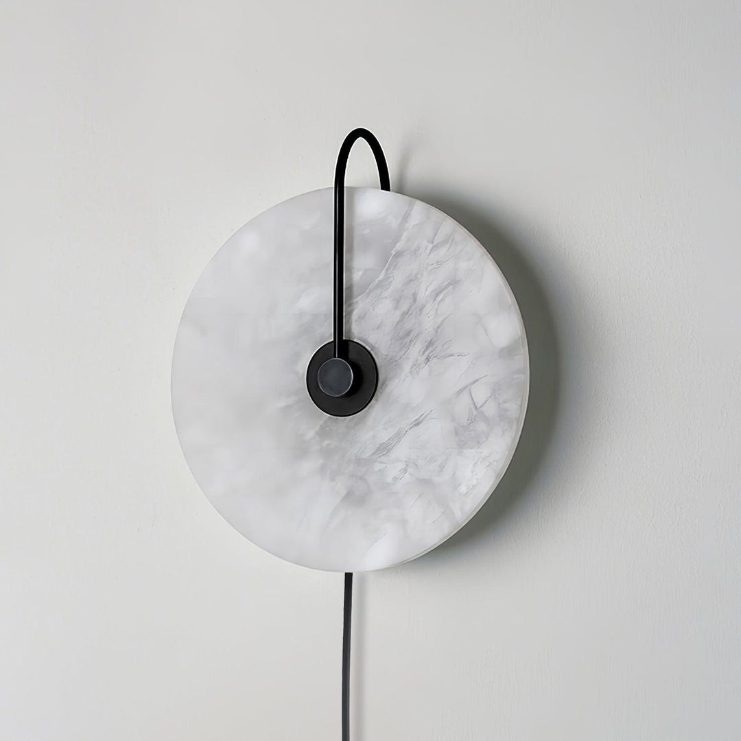 Alabaster LED Vägglampa med Stickkontakt