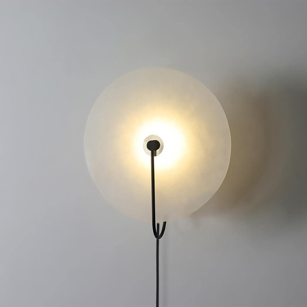 Alabaster LED Vägglampa med Stickkontakt