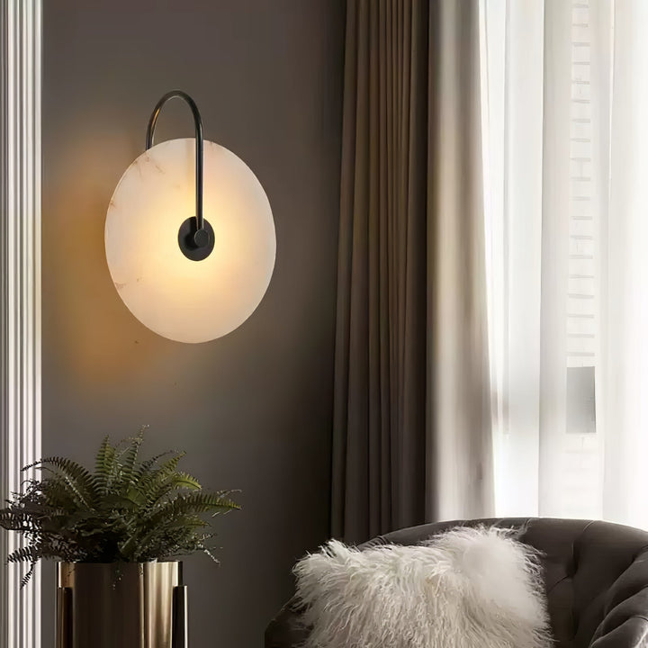 Alabaster LED Vägglampa med Stickkontakt