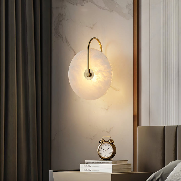Alabaster LED Vägglampa med Stickkontakt