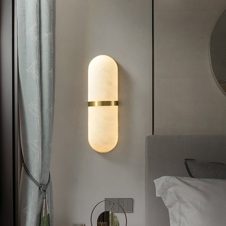Alabaster Pill Vägglampa