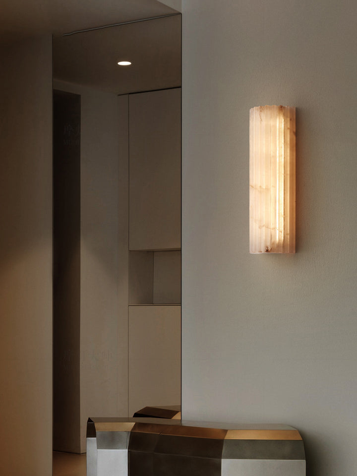 Alvia Alabaster Vägglampa