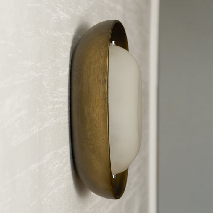 Amorf Vägglampa