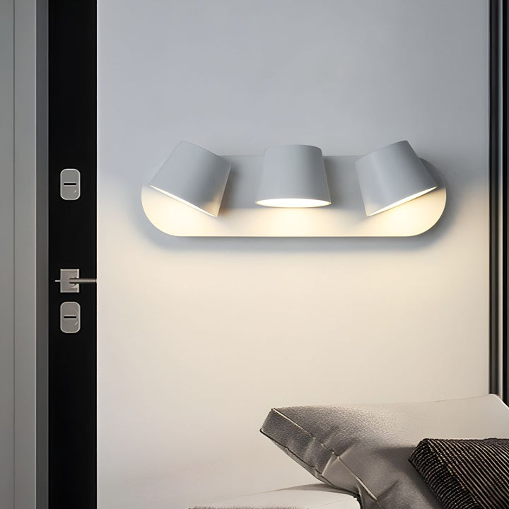 Vinklingsbar Plug-in Vägglampa